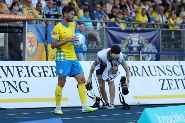 Braunschweig vs. Karlsruhe, 2. BL Braunschweig, 01.09.2024, FUßBALL - Eintracht Braunschweig vs. Karlsruher SC, 2. BL, Saison 2024 25. Fabio Kaufmann (Eintracht Braunschweig) Braunschweig