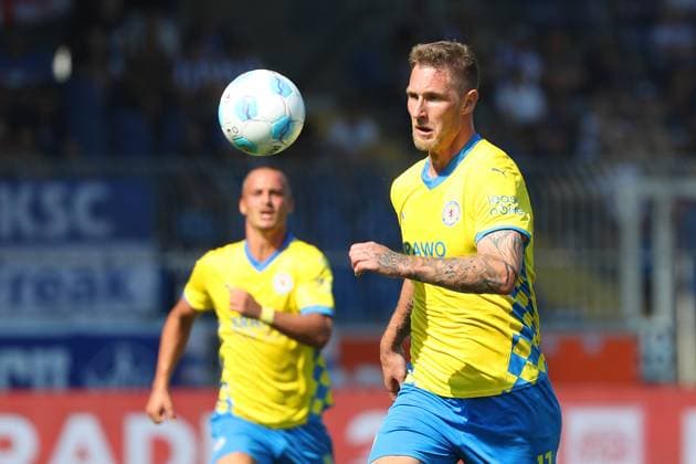 Braunschweig vs. Karlsruhe, 2. BL Braunschweig, 01.09.2024, FUßBALL - Eintracht Braunschweig vs. Karlsruher SC, 2. BL, Saison 2024 25. Sebastian Polter (Eintracht Braunschweig) Braunschweig