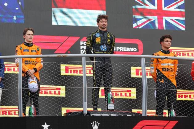 l-r: 2 Platz Oscar Piastri (McLaren), WInner, Sieger, Charles Leclerc (Scuderia Ferrari HP), 3 Platz Lando Norris (McLaren), Rennen, Grosser Preis von Italien, Motorsport, Herren, Formel 1, 01.09.2024 Monza Lombardei Italien