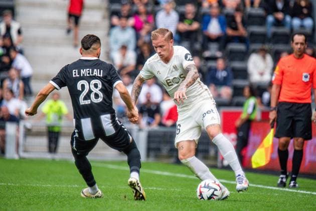 Melvin Bard (OGC Nice) FOOTBALL : Angers SCO vs OGC Nice - Ligue 1 - Journée 3 - 01 09 2024 BaptisteAutissier Panoramic 