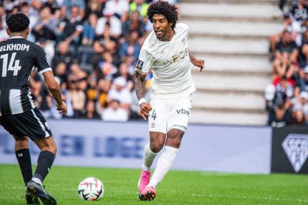Dante (OGC Nice) FOOTBALL : Angers SCO vs OGC Nice - Ligue 1 - Journée 3 - 01 09 2024 BaptisteAutissier Panoramic 
