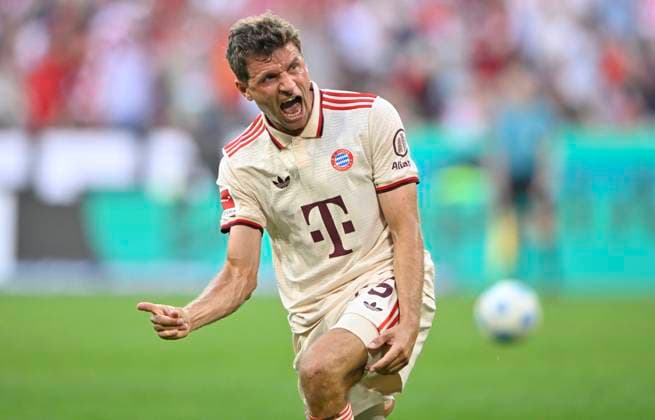 Sport Themen der Woche KW35 Sport Bilder des Tages TOR zum 2:0 Thomas Mueller FC Bayern Muenchen FCB (25) Torjubel FC Bayern Muenchen FCB vs SC Freiburg SCF 01.09.2024 DFL REGULATIONS PROHIBIT ANY USE OF PHOTOGRAPHS AS IMAGE SEQUENCES AND OR QUASI-VIDEO FC Bayern Muenchen FCB vs SC Freiburg SCF *** GOAL to 2 0 Thomas Mueller FC Bayern Muenchen FCB 25 Goal celebration FC Bayern Muenchen FCB vs SC Freiburg SCF 01 09 2024 DFL REGULATIONS PROHIBIT ANY USE OF PHOTOGRAPHS AS IMAGE SEQUENCES AND OR QUASI VIDEO FC Bayern Muenchen FCB vs SC Freiburg SCF