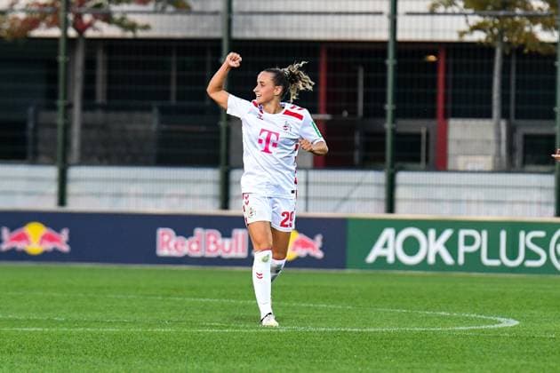 Fußball I Frauen I Saison 2024-2025 I Bundesliga I 1. Spieltag I RB Leipzig - 1. FC Köln I 01.09.2024 Torjubel Vanessa Leimenstoll (29, 1. FC Köln) nach dem Ausgleich zum 1:1 Freisteller, Nahaufnahme, Porträt, Portrait, Einzelfoto, Einzelbild, Körper Leipzig RB Trainingszentrum, Cottaweg 7 Sachsen Deutschland Copyright: xLobeca InesxHähnelx