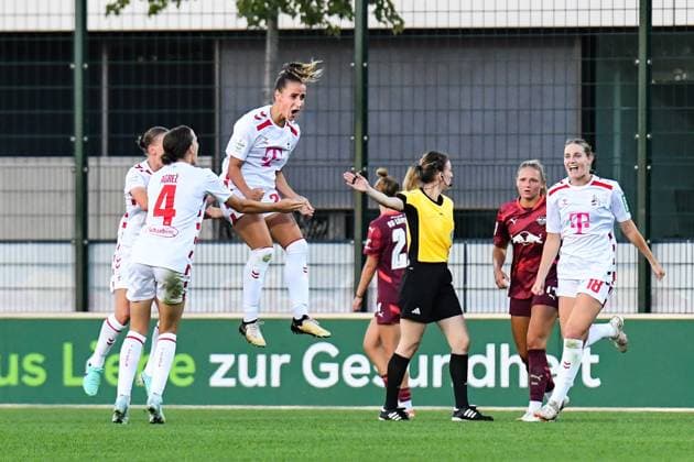 Fußball I Frauen I Saison 2024-2025 I Bundesliga I 1. Spieltag I RB Leipzig - 1. FC Köln I 01.09.2024 Torjubel durch Vanessa Leimenstoll (29, 1. FC Köln) nach dem Ausgleich zum 1:1 Leipzig RB Trainingszentrum, Cottaweg 7 Sachsen Deutschland Copyright: xLobeca InesxHähnelx