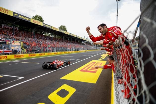 16 LECLERC Charles (mco), Scuderia Ferrari SF-24, action celebration during the Formula 1 Pirelli Gran Premio d’Italia 2024, Italian Grand Prix 2024, 16th round of the 2024 Formula One World Championship, WM, Weltmeisterschaft from August 30 to September 1, 2024 on the Autodromo Nazionale Monza, in Monza, Italy - F1 - ITALIAN GRAND PRIX 2024 DPPI Panoramic  F12024GP16ITA_JK528641