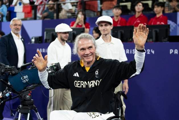PARIS, FRANCE - SEPTEMBER 02: Thomas WANDSCHNEIDER (GER), startclass WH1 wins the bronce medal and celebrates during the winning ceremony Paris 2024 Summer Paralympic Games at Porte de la Chapelle Arena on September 02, 2024 in Paris, France. (Photo by Mika Volkmann DBS)