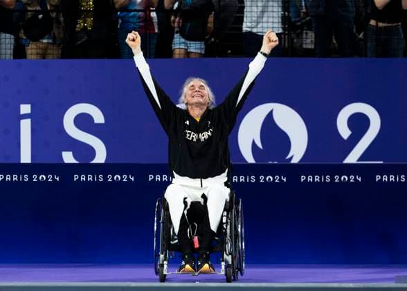 PARIS, FRANCE - SEPTEMBER 02: Thomas WANDSCHNEIDER (GER), startclass WH1 wins the bronce medal and celebrates during the winning ceremony Paris 2024 Summer Paralympic Games at Porte de la Chapelle Arena on September 02, 2024 in Paris, France. (Photo by Mika Volkmann DBS)