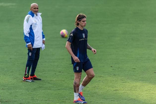 Fußball, Nationalteam Italien, Training Italy Training Session At Coverciano Riccardo Calafiori attends the Italian national team, Nationalteam training camp at Centro Tecnico Federale in Coverciano, Florence, Italy. Florence Italy  Copyright: xGiacomoxCosuax originalFilename:cosua-notitle240902_npxXG.jpg