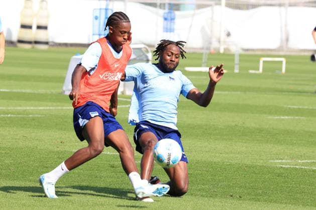 DEU, DFL, 2. FBL Hertha BSC, Training, 03.09.2024, Sportforum, Berlin, DEU, DFL, 2. FBL Hertha BSC, Training, im Bild Bradley Ibrahim (Hertha BSC Berlin 23), Deyovaisio Zeefuik (Hertha BSC Berlin 42) DFL - regulations prohibit any use of Photographs as image sequences and or quasi-video Foto: Juergen Engler nordphoto GmbH
