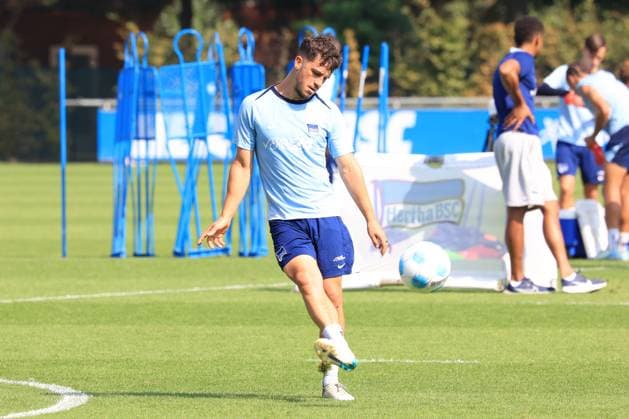 DEU, DFL, 2. FBL Hertha BSC, Training, 03.09.2024, Sportforum, Berlin, DEU, DFL, 2. FBL Hertha BSC, Training, im Bild Diego Demme (Hertha BSC Berlin 6) DFL - regulations prohibit any use of Photographs as image sequences and or quasi-video Foto: Juergen Engler nordphoto GmbH