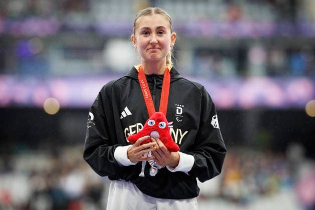 Paralympics (Para Leichtathletik); Paris, 05.09.2024 Überraschung-Silber: MOOS Nele (T38 GER Para Leichtathletik), Weitsprung, long jump, ; Paralympics (Para Leichtathletik) am 05.09.2024 im Stade de France in Paris (Frankreich). Copyright: xBEAUTIFULxSPORTS AxelxKohringx