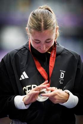 Paralympics (Para Leichtathletik); Paris, 05.09.2024 Überraschung-Silber: MOOS Nele (T38 GER Para Leichtathletik), Weitsprung, long jump, ; Paralympics (Para Leichtathletik) am 05.09.2024 im Stade de France in Paris (Frankreich). Copyright: xBEAUTIFULxSPORTS AxelxKohringx
