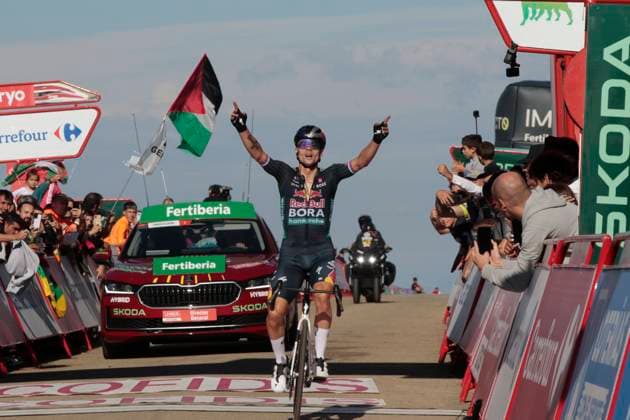 Bilder des Jahres 2024, Sport 09 September Sport Themen der Woche KW36 Sport Bilder des Tages 06-09-2024 Vuelta A Espana; Tappa 19 Logrono - Alto De Moncalvillo; 2024, Red Bull - Bora - Hansgrohe; Roglic, Primoz; Alto De Moncalvillo; 