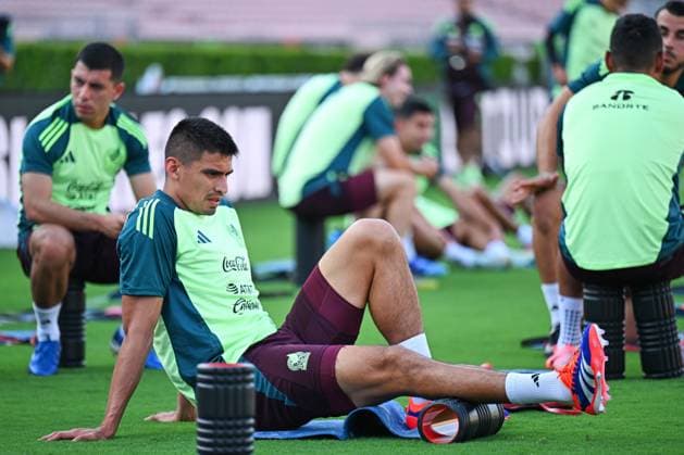 RECORD DATE NOT STATED Seleccion Mexicana 2024 Mexico Team Training Session Guillermo Martinez during the Mexican national team, Nationalteam (Mexico) Training Session prior to the friendly preparation match against New Zealand, at Rose Bowl Stadium, on September 06, 2024, Pasadena, Los Angeles California, United States. PASADENA LOS ANGELES CALIFORNIA UNITED STATES  Copyright: xJorgexMartinezx 20240906203933_SNM_MEX_TRAIN_MARTINEZ72