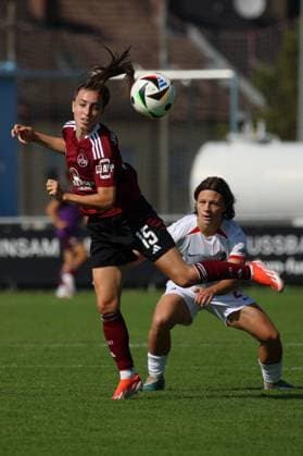 07.09.2024 - Fussball - Saison 2024 2025 - DFB-Pokal Frauen : 1. FC Nürnberg FCN ( Club Clubfrauen ) - SC Freiburg - Sportfoto Zink - xdcxdex - Rebekka Salfelder (15, 1. FC Nürnberg FCN ), Alicia-Sophie Ally Gudorf ( 26 , SC Freiburg )