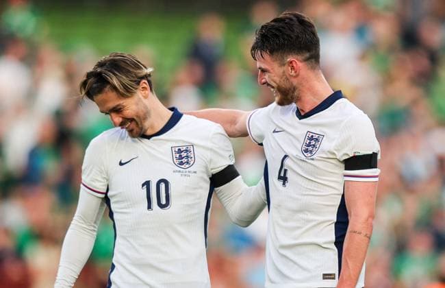 UEFA Nations League Group B2, Aviva Stadium, Dublin 7 9 2024 Republic of Ireland vs England England s Jack Grealish and Declan Rice after the game Jack Grealish and Declan Rice after the game 7 9 2024  Copyright: x INPHO RyanxByrnex RB1_5258