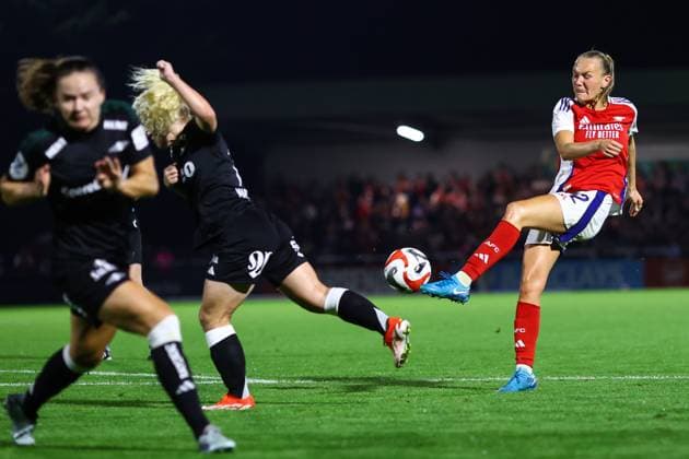 Arsenal v Rosenborg 07 September 2024, London - UEFA Women s Champions League Qualifier - Arsenal v Rosenborg - Frida Maanum of Arsenal takes a shot - Photo: Jacques Feeney Offside. London UK Copyright: xJacquesxFeeneyx xOffsidexOffside