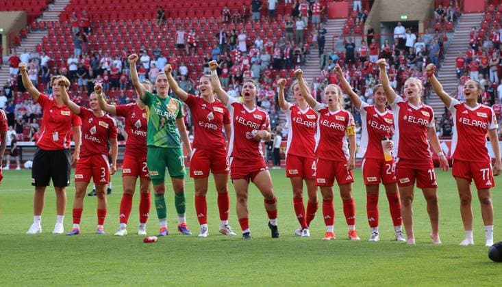 Unions Damen jubeln nach Spielende Freude Emotion Jubel Fußball Fussball Damen DFB Pokal 2.Runde Saison 2024 2025 08.09.2024 1.FC Union Berlin vs. RB Leipzig RBL DFL regulations prohibit any use of photographs as image sequences and or quasi-video