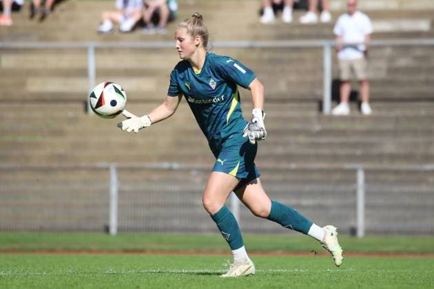 Mönchengladbach, Deutschland 08. September 2024: DFB Pokal - Frauen - 2024 2025 - Borussia Mönchengladbach vs. 1. FC Köln Im Bild: Torhueterin Jil Frehse (Borussia Mönchengladbach) DFB regulations prohibit any use of photographs as image sequences and or quasi-video Grenzlandstadion Nordrhein Westfalen Copyright: xFotostandx xVanxderxVeldenx