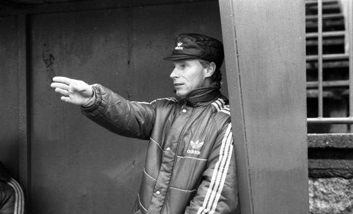 30.04.85 U21, U 21 CSSR - U21 Deutschland Tschecheslowakei, Prag, 30.04.1985, Fussball, U21 CSSR - U21 Deutschland: Berti Vogts (Trainer Deutschland). *** 30 04 85 U21 CSSR U21 Germany Czechoslovakia, Prague, 30 04 1985, Football, U21 CSSR U21 Germany Berti Vogts Coach Germany