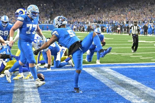 Sport Themen der Woche KW36 Sport Bilder des Tages DETROIT, MI - SEPTEMBER 08: Detroit Lions RB David Montgomery (5) celebrates his game-winning touchdown during game between Los Angeles Rams and Detroit Lions on September 8, 2024 at Ford Field in Detroit, MI ( Cal Media) Detroit United States - ZUMAc04_ 20240908_zma_c04_358 Copyright: xAllanxDranbergx