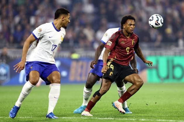 France v Belgium - UEFA Nations League LYON, FRANCE - SEPTEMBER 09 : Saliba William defender of France battles for possession with Openda Lois forward of Belgium during the UEFA Nations League match in group A2 between France and Belgium on September 9, 2024 in Lyon, France, 09 09 2024 Lyon France  Copyright: xTomasxSiskx
