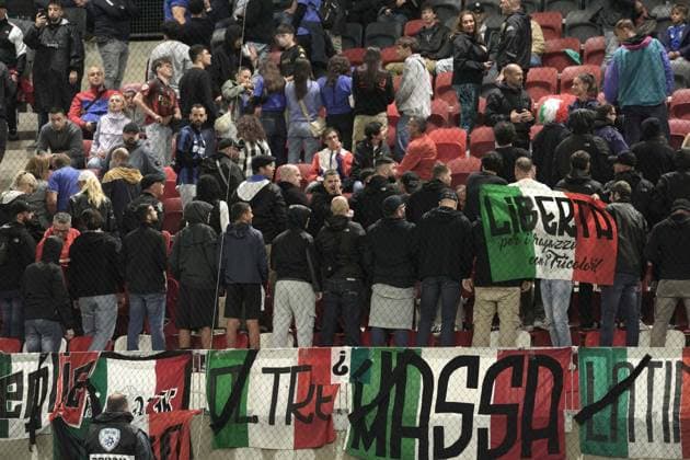 Sport Bilder des Tages Supporter of Italy during the Uefa Nations League 24-25 soccer match between Israel and Italy (group B) at the Bozsik Arena, Budapest, Hungary - September 9, 2024. - Soccer .  Copyright: xMassimoxPaolone LaPressex
