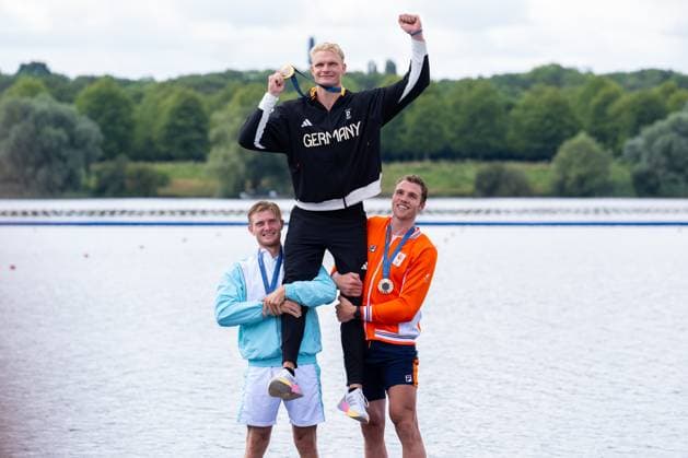 2024-08-03 Rowing - Olympic Games, Olympische Spiele, Olympia, OS Paris 2024 - Day 8 PARIS, FRANCE - AUGUST 3: Yauheni Zalaty, Oliver Zeidler of Germany and Simon van Dorp of the Netherlands during the podium ceremony after competing in the Men s Single Sculls Final during Day 8 of Rowing - Olympic Games Paris 2024 at Vaires-Sur-Marne Nautical Stadium on August 3, 2024 in Paris, France. (Photo by Joris Verwijst BSR Agency) Paris France Content not available for redistribution in The Netherlands directly or indirectly through any third parties. Copyright: xBSRxAgencyx