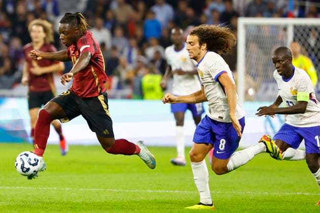 France v Belgium - UEFA Nations League LYON, FRANCE - SEPTEMBER 09 : Guendouzi Matteo midfielder of France battles for possession with Doku Jeremy forward of Belgium during the UEFA Nations League match in group A2 between France and Belgium on September 9, 2024 in Lyon, France, 09 09 2024 Lyon France  Copyright: xJanxDexMeuleneirx