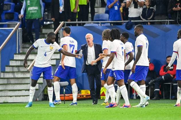 UEFA Ligue des Nations France vs Belgique Alexandre Dimou ALEXPRESS MAXPPP - Ousmane DEMBELE of France celebrates his scoring with teammates and Didier DESCHAMPS head coach of France during UEFA Ligue des Nations France vs Belgique ˆ Groupama Stadium de Decines (Alexandre Dimou Alexpress France vs Belgium UEFA Lyon France  Copyright: xALEXPRESS MAXPPPxAlexandrexDimoux DIM202409099664 DIM202409099664