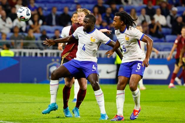 France v Belgium - UEFA Nations League LYON, FRANCE - SEPTEMBER 09 : Kounde Jules defender of France, Upamecano Dayot defender of France and De Bruyne Kevin forward of Belgium during the UEFA Nations League match in group A2 between France and Belgium on September 9, 2024 in Lyon, France, 09 09 2024 Lyon France  Copyright: xJanxDexMeuleneirx