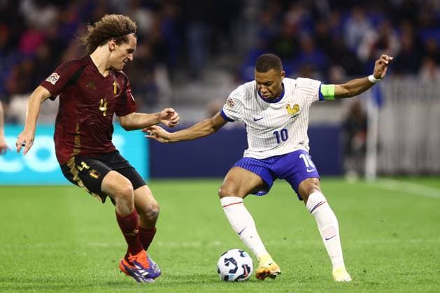 France v Belgium - UEFA Nations League LYON, FRANCE - SEPTEMBER 09 : Mbappe Kylian forward of France battles for the ball with Faes Wout defender of Belgium during the UEFA Nations League match in group A2 between France and Belgium on September 9, 2024 in Lyon, France, 09 09 2024 Lyon France  Copyright: xTomasxSiskx