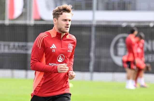 10.09.2024 - Fussball - 2. Fussball - Bundesliga - Saison 2024 2025 - 1. FC Nürnberg Nuernberg FCN ( Club ) - Training - Sportfoto Zink - xwoxzix - Tim Handwerker (29, 1. FC Nürnberg FCN )