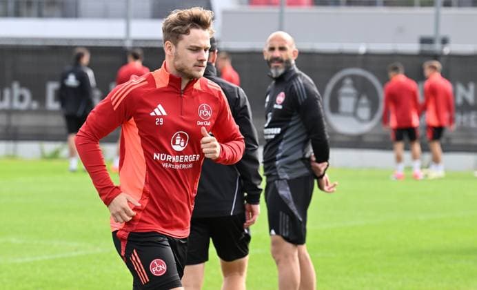 10.09.2024 - Fussball - 2. Fussball - Bundesliga - Saison 2024 2025 - 1. FC Nürnberg Nuernberg FCN ( Club ) - Training - Sportfoto Zink - xwoxzix - Tim Handwerker (29, 1. FC Nürnberg FCN )
