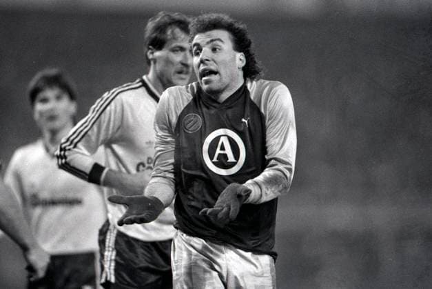 UEFA BEKER 1 8 FINALE - FC BRUGGE - BORRUSSIA DORTMUND 12 09 1987 UEFA BEKER 1 8 FINALE - FC BRUGGE - BORRUSSIA DORTMUND PHOTO NEWS Brugge Belgium  Copyright: xx s35677