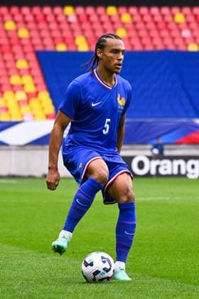 Kiliann Sildillia ( 5 - France ) during the European U21, U 21 Championship 2025 match between France and Bosnia and Herzegovina at MMArena on September 10, 2024 in Le Mans, France. ( Photo by federico pestellini panoramic ) - FOOTBALL : France vs Bosnie Espoirs - Le Mans - 10 09 2024 FedericoPestellini Panoramic 