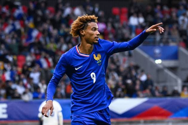 Hugo Ekitike ( 9 - France ) celebrates after scoring during the European U21, U 21 Championship 2025 match between France and Bosnia and Herzegovina at MMArena on September 10, 2024 in Le Mans, France. ( Photo by federico pestellini panoramic ) - FOOTBALL : France vs Bosnie Espoirs - Le Mans - 10 09 2024 FedericoPestellini Panoramic 