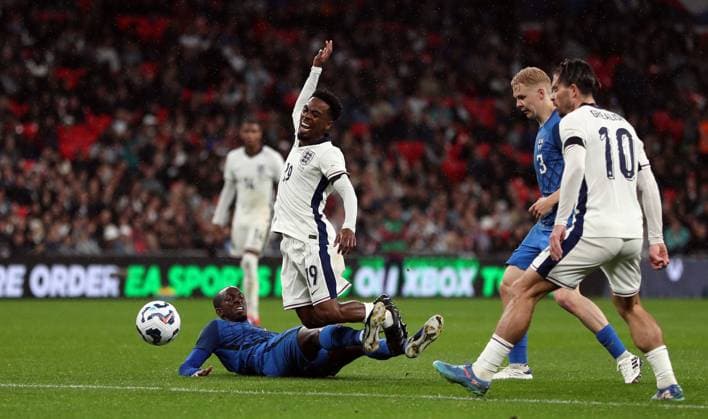Angel Gomes of England with Glen Kamara of Finland England v Finland - UEFA Nations League - League B - Group 2. Football. Wembey Stadium, London. UK. 10 SEP 2024 Editorial use only  Copyright: xJASONPIX Shutterstockx 14710299d