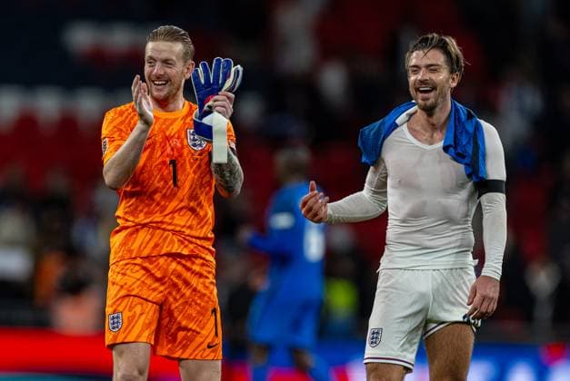 Football - UEFA Nations League - League B Group B2 - England v Finland LONDON, ENGLAND - Tuesday, September 10, 2024: England s goalkeeper Jordan Pickford (L) and Jack Grealish after the UEFA Nations League League B Group B2 game between England and Finland at Wembley Stadium. England won 2-0. (Photo by David Rawcliffe Propaganda) LONDON Wembley Stadium GREATER LONDON ENGLAND  Copyright: xDavidxRawcliffex P2024-09-10-England_Finland-24