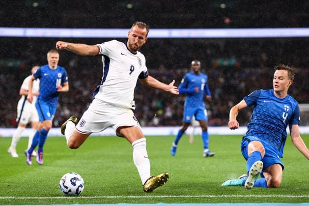 England v Finland 10 September 2024, London - UEFA Nations League - Group F - England v Finland - Harry Kane of England and Robert Ivanov of Finland - Photo: Jacques Feeney Offside. London UK Copyright: xJacquesxFeeneyx xOffsidexOffside