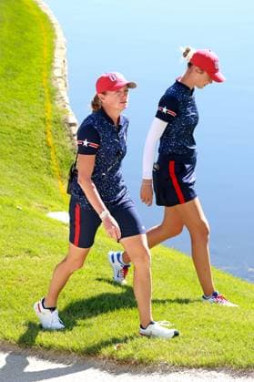GAINESVILLE, VA - SEPTEMBER 10: Team USA captain Stacy Lewis and golfer Nelly Korda walks to the 15th tee during the first day of practice for the 2024 Solheim Cup at Robert Trent Jones Golf Club at Gainesville, Virginia (Photo by Brian Spurlock Icon Sportswire) GOLF: SEP 10 LPGA, Golf Damen Solheim Cup EDITORIAL USE ONLY Icon24091058