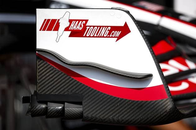 Haas F1 Team VF-24 Ferrari, Mechanical detail front wing during the Formula 1 Azerbaijan Grand Prix 2024, 17th round of the 2024 Formula One World Championship, WM, Weltmeisterschaft from September 13 to 15, 2024 on the Baku City Circuit, in Baku, Azerbaijan - F1 - AZERBAIJAN GRAND PRIX 2024 DPPI Panoramic  240912_R17_AZERBAIJAN_DP_EA019473