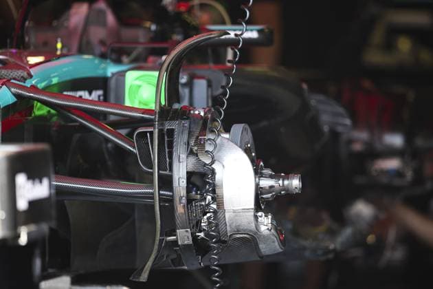 Mercedes AMG F1 Team W15, mechanical detail front brakes, freins, during the Formula 1 Azerbaijan Grand Prix 2024, 17th round of the 2024 Formula One World Championship, WM, Weltmeisterschaft from September 13 to 15, 2024 on the Baku City Circuit, in Baku, Azerbaijan - F1 - AZERBAIJAN GRAND PRIX 2024 DPPI Panoramic  240912_R17_AZERBAIJAN_DP_EA019618