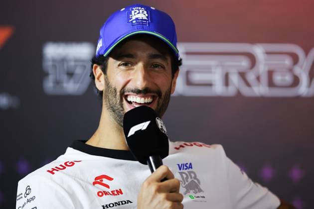 RICCIARDO Daniel (aus), Visa Cash App RB F1 Team VCARB 01, portrait during the Formula 1 Azerbaijan Grand Prix 2024, 17th round of the 2024 Formula One World Championship, WM, Weltmeisterschaft from September 13 to 15, 2024 on the Baku City Circuit, in Baku, Azerbaijan - F1 - AZERBAIJAN GRAND PRIX 2024 DPPI Panoramic  240912_R17_AZERBAIJAN_DP_EA019845