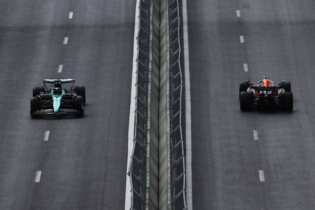 F1 Grand Prix Of Azerbaijan 2024 Practice 1 Lance Stroll of Aston Martin Aramco and Max Verstappen of Red Bull Racing during first practice ahead of the Formula 1 Grand Prix of Azerbaijan at Baku City Circuit in Baku, Azerbaijan on September 13, 2024. Baku Azerbaijan  Copyright: xJakubxPorzyckix originalFilename:porzycki-f1grandp240913_npKr8.jpg