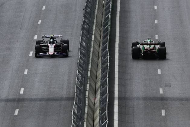 F1 Grand Prix Of Azerbaijan 2024 Practice 1 Pierre Gasly of Alpine and Valtteri Bottas of Kick Sauber during first practice ahead of the Formula 1 Grand Prix of Azerbaijan at Baku City Circuit in Baku, Azerbaijan on September 13, 2024. Baku Azerbaijan  Copyright: xJakubxPorzyckix originalFilename:porzycki-f1grandp240913_npU4g.jpg
