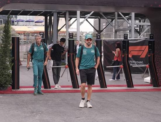 FORMULA 1 QATAR AIRWAYS AZERBAIJAN GRAND PRIX 2024 14.09.2024, Baku City Circuit , Baku, FORMULA 1 QATAR AIRWAYS AZERBAIJAN GRAND PRIX 2024 ,im Bild Fernando Alonso (ESP), Aston Martin Aramco Cognizant Formula One Team