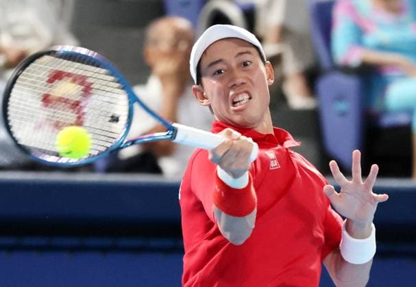 Sport Bilder des Tages September 14, 2024, Tokyo, Japan - Japan s Kei Nishikori returns the ball against Colombia s Nicolas Mejia at the Davis Cup, the World Cup of Tennis world group I match at the Ariake Colosseum in Tokyo on Saturday, September 2024. Nishikori defeated Mejia 6-4, 6-4 and Japan led Colombia 2-0. (photo by Yoshio Tsunoda AFLO) Noxthirdxpartyxsales  (0762377692st)