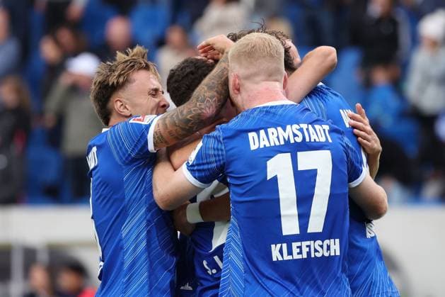 2024.09.14 xJFAx Fussball 2.Bundesliga 5.Spieltag Saison 2024 25, SV Darmstadt 98 - Eintracht Braunschweig v.l., Torjubel, Goal celebration, celebrate the goal um Sergio Lopez (SV Darmstadt 98) (DFL DFB REGULATIONS PROHIBIT ANY USE OF PHOTOGRAPHS as IMAGE SEQUENCES and or QUASI-VIDEO