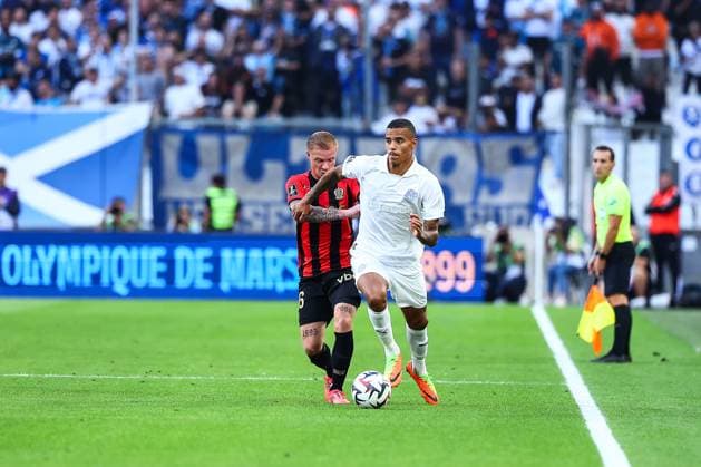 14th September 2024 - LIGUE 1 MCDONALDS - STAGE 4 - SEASON 2024 2025 - OLYMPIQUE DE MARSEILLE vs OGC NICE - ORANGE VELODROME greenwood (mason) in action against bard (melvin) MARSEILLE FRANCE Copyright: xSPORTPIXPRESSx xFREDxPORCUx